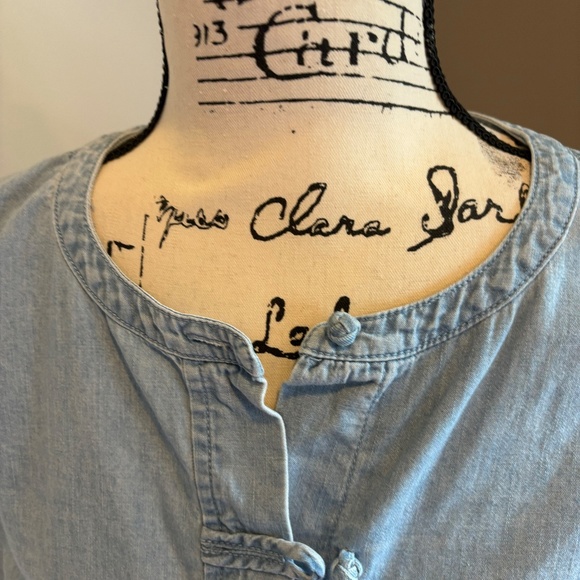 J Jill chambray french knot button down shirt - Picture 2 of 9